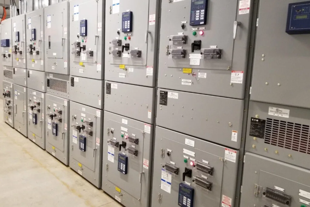 Medium voltage switchgear installation
